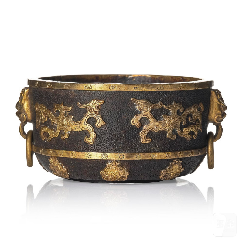 A bronze censer,